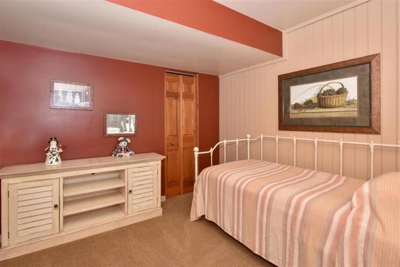 Seven Springs Resort Properties Champion エクステリア 写真